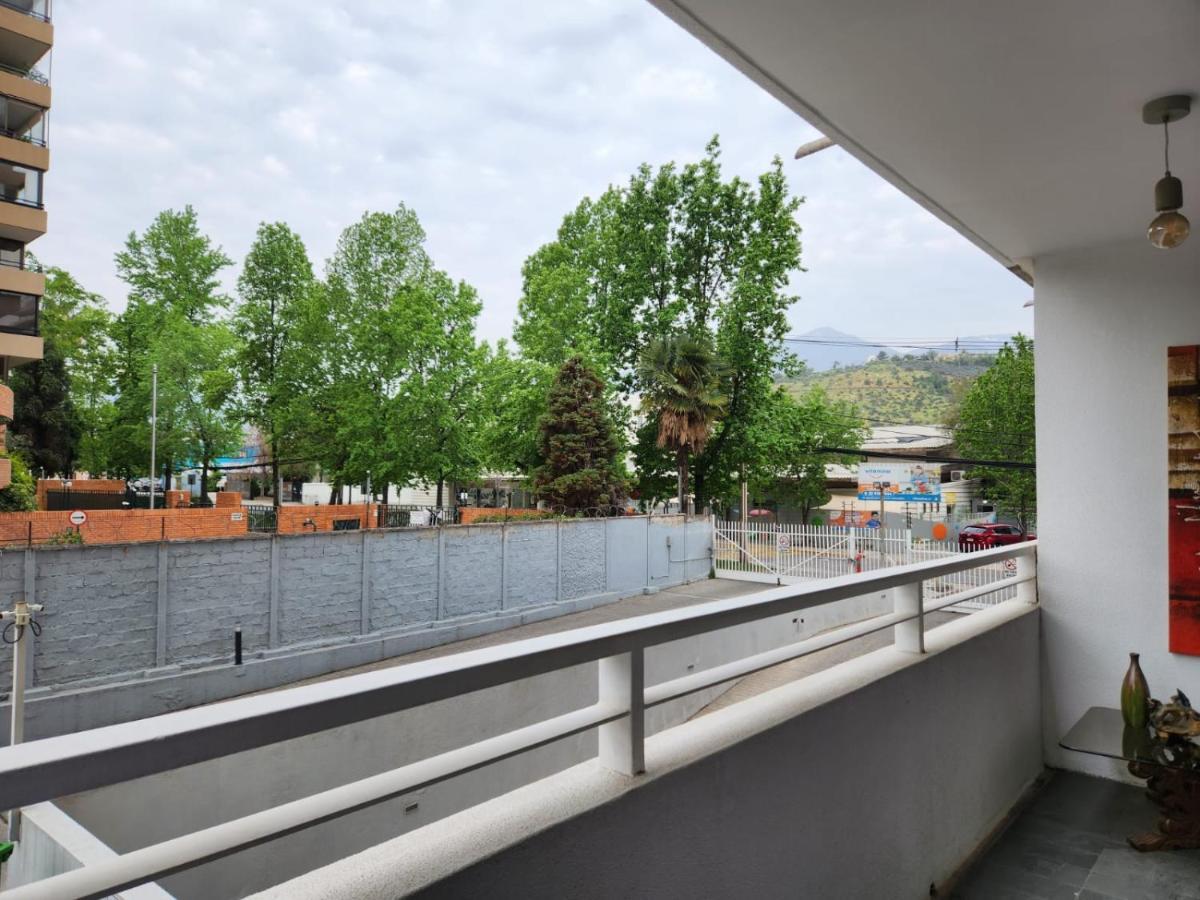 Alto Condes - A Pasos Del Mall - Excelente Y Comodo Departamento P/2 Personas Santiago