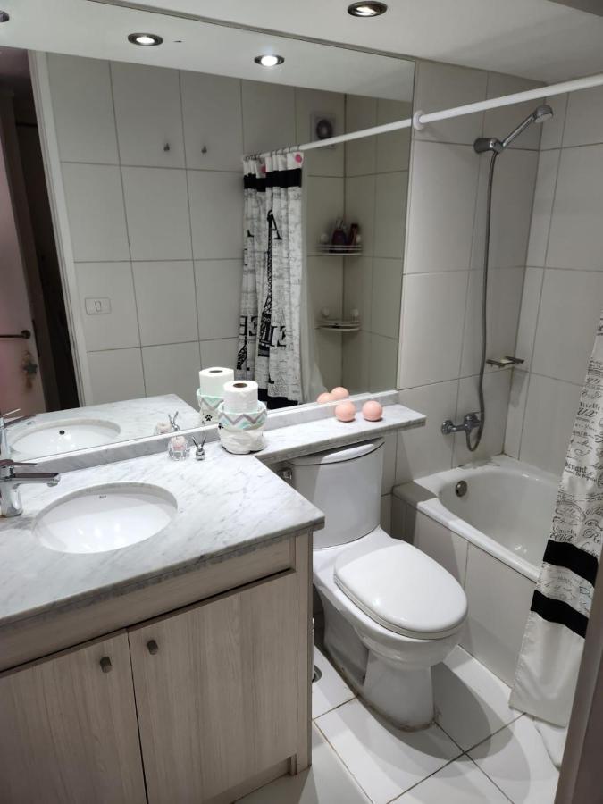 Alto Condes - A Pasos Del Mall - Excelente Y Comodo Departamento P/2 Personas * Santiago